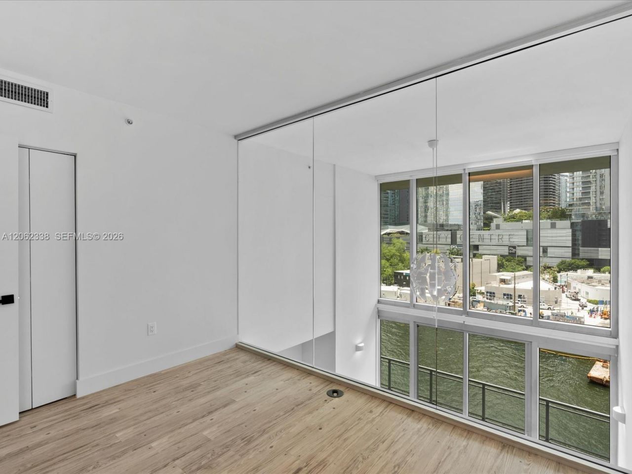 92 SW 3rd St , Unit 704, Miami, FL 33130 Photo