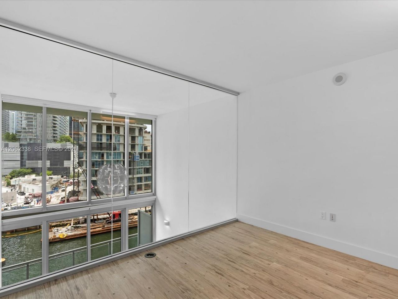 92 SW 3rd St , Unit 704, Miami, FL 33130 Photo