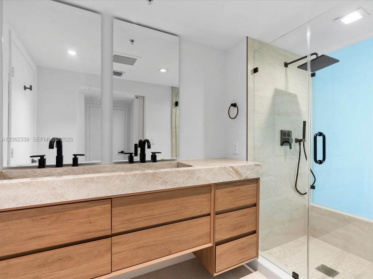 92 SW 3rd St , Unit 704, Miami, FL 33130 Photo