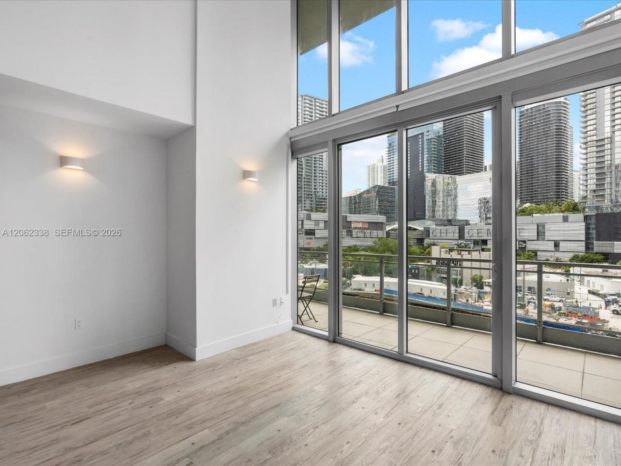 92 SW 3rd St , Unit 704, Miami, FL 33130 Photo
