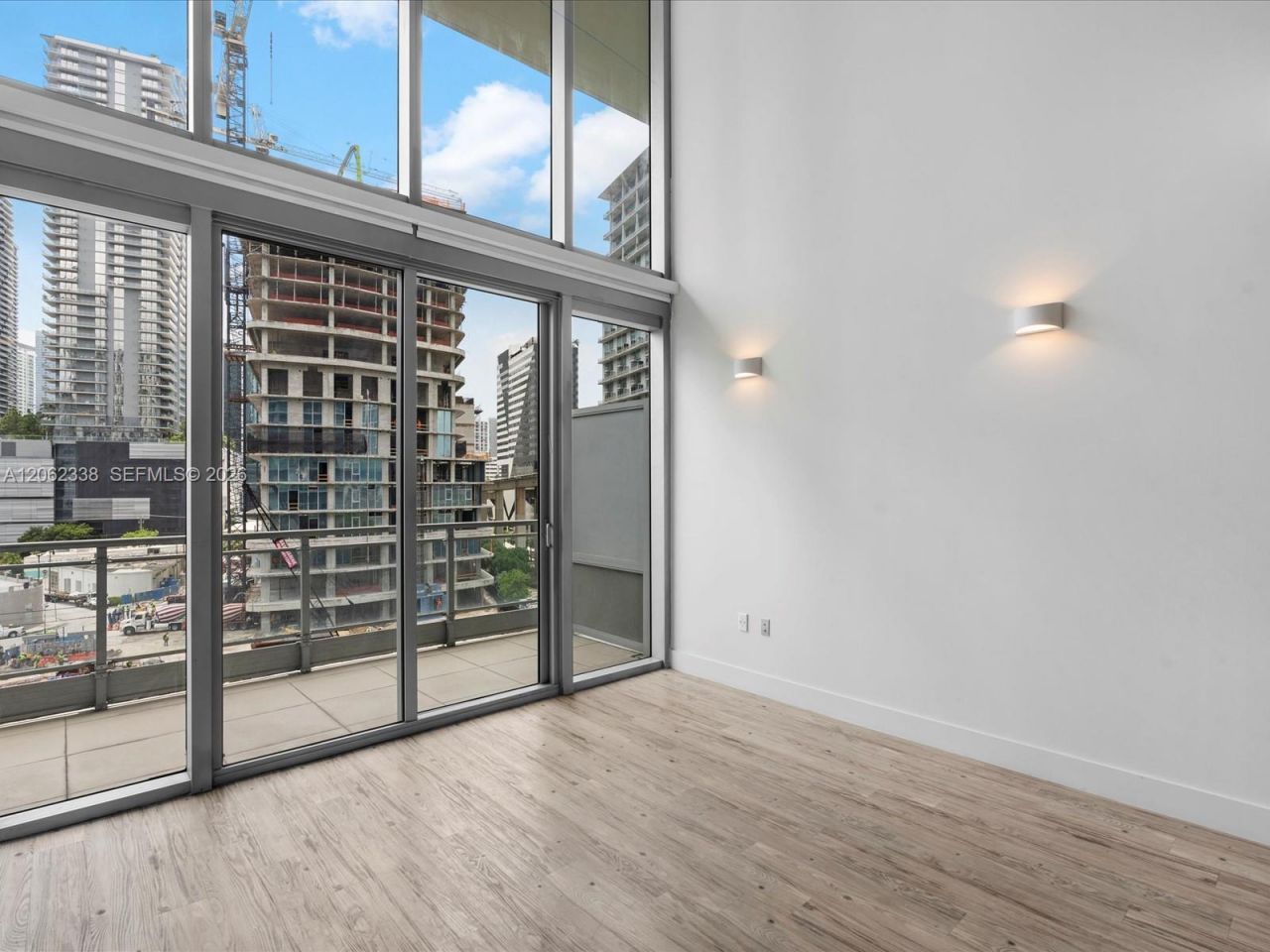 92 SW 3rd St , Unit 704, Miami, FL 33130 Photo