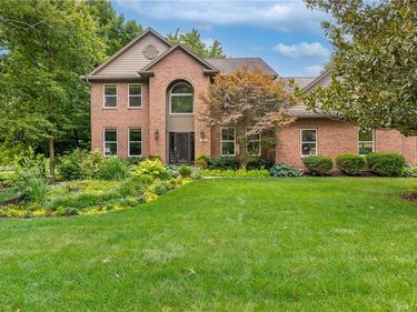 3127 Muzzete Drive, Sugarcreek Township, OH 45305