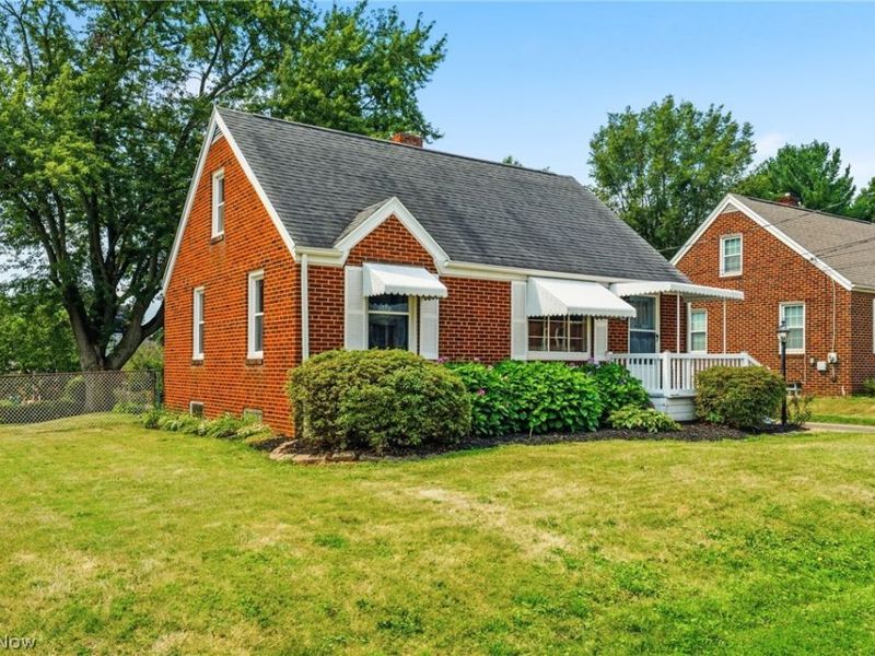 3004 Patton Place NW, Canton, OH 44708 Photo 2