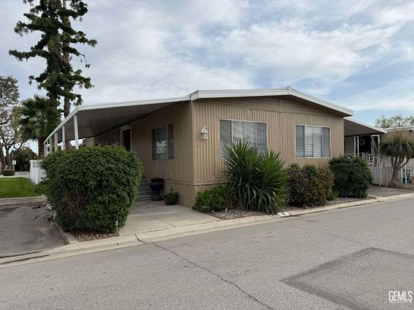 4401 Hughes Lane, Unit 62, Bakersfield, CA 93304