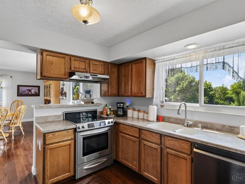 5822 Forge Bridge Drive, West Chester, OH 45069 Photo 11