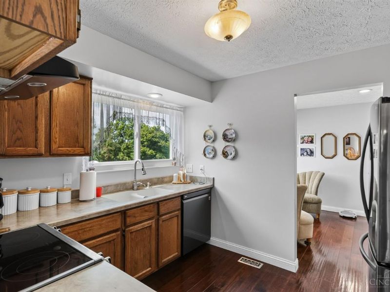 5822 Forge Bridge Drive, West Chester, OH 45069 Photo 14