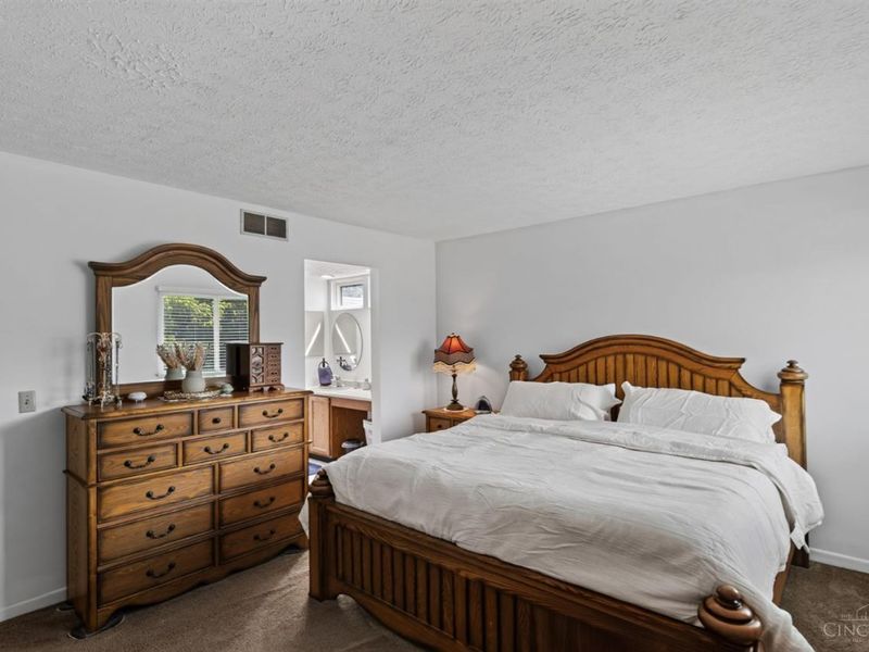 5822 Forge Bridge Drive, West Chester, OH 45069 Photo 26