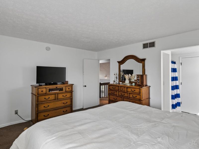 5822 Forge Bridge Drive, West Chester, OH 45069 Photo 28