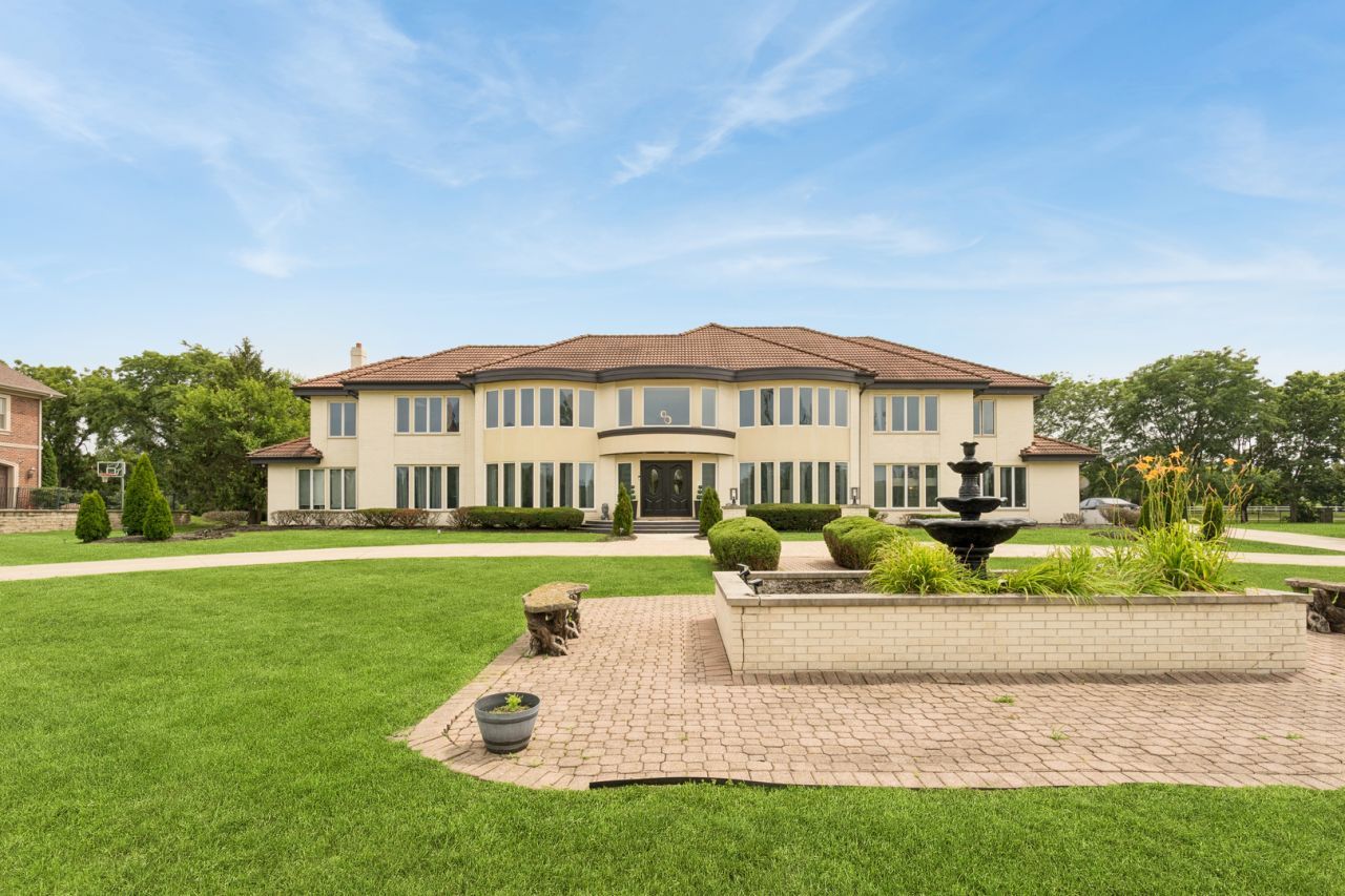 6 Silo Ridge Road S, Orland Park, IL 60467