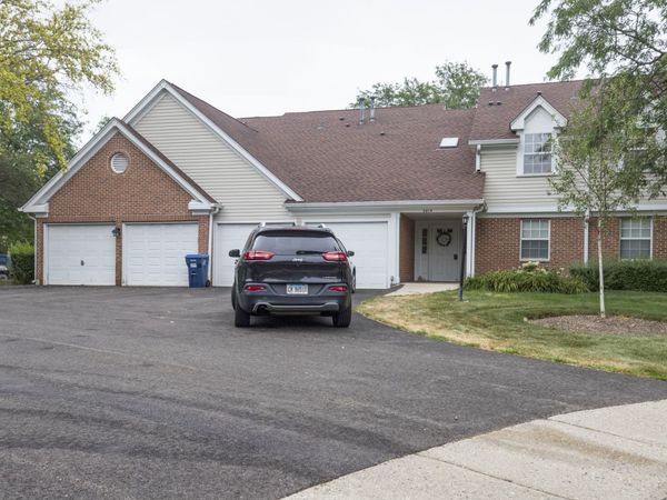2814 Meadow Lane , Unit W1, Schaumburg, IL 60193