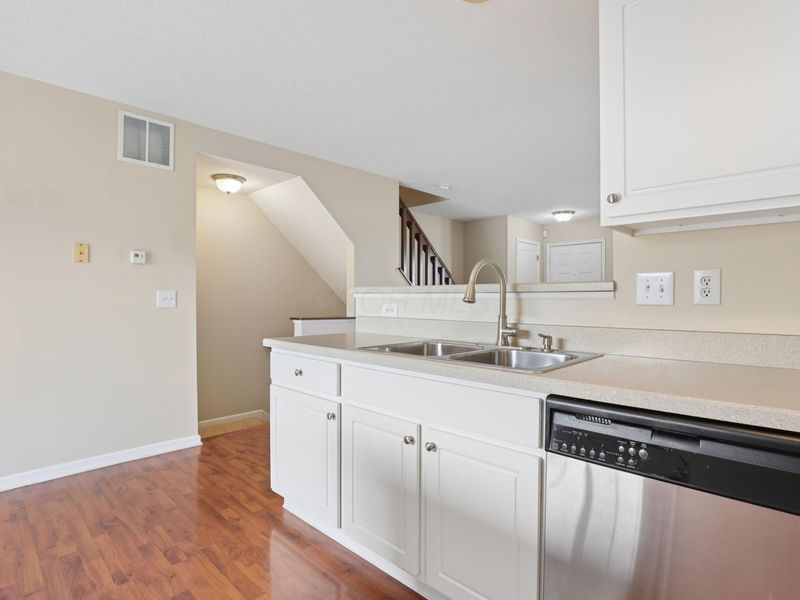 5543 Rainbow Falls Street, Unit 7, Dublin, OH 43016 Photo 10