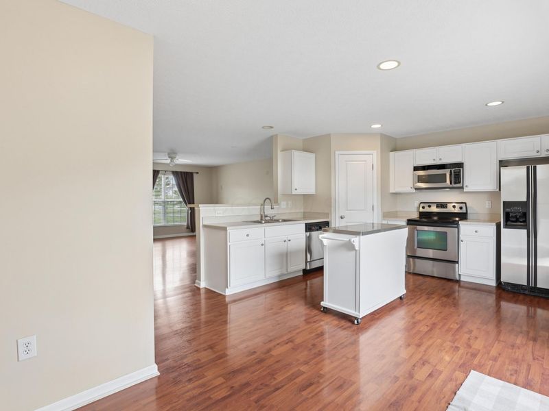 5543 Rainbow Falls Street, Unit 7, Dublin, OH 43016 Photo 11