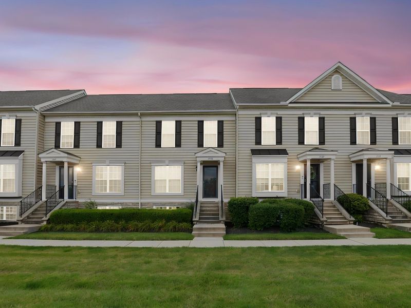 5543 Rainbow Falls Street, Unit 7, Dublin, OH 43016 Photo 2