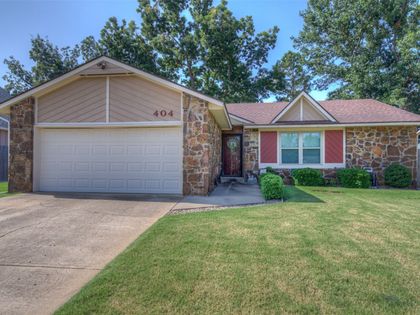404 W 35th Place Sand Springs, OK 74063