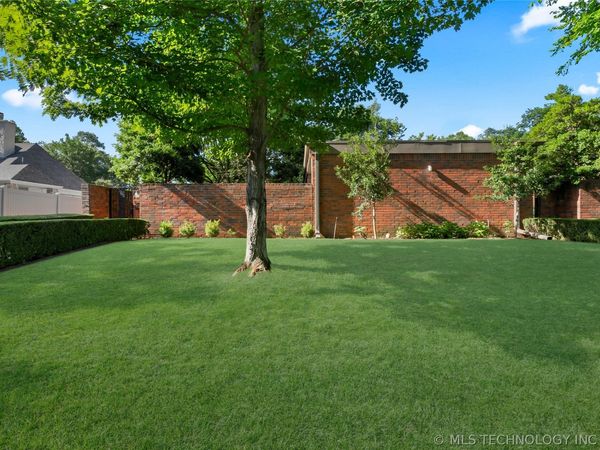 2481 E 73rd Place , Unit 11-C-8, Tulsa, OK 74136