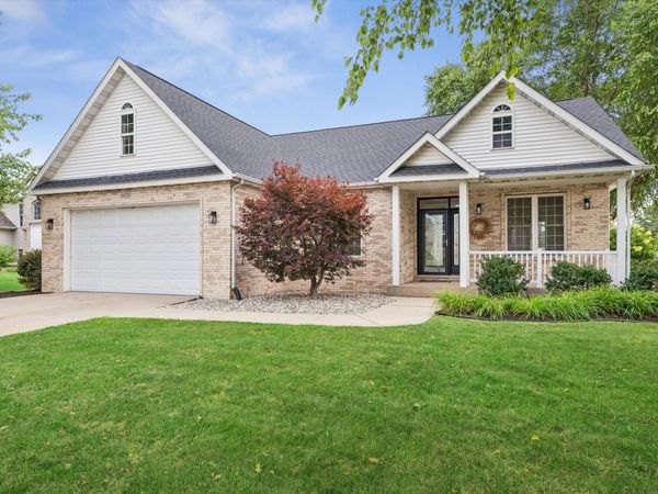 6976 Squirrel Creek Avenue , Portage, IN 46368