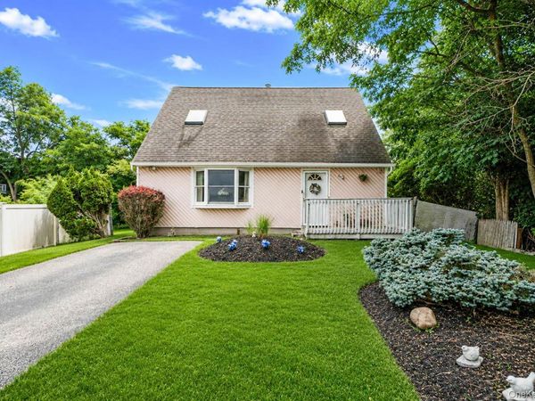 16 Wavecrest Drive , Mastic Beach, NY 11951