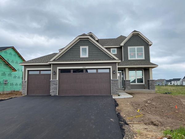 7967 Upper 41st Street N, Oakdale, MN 55128