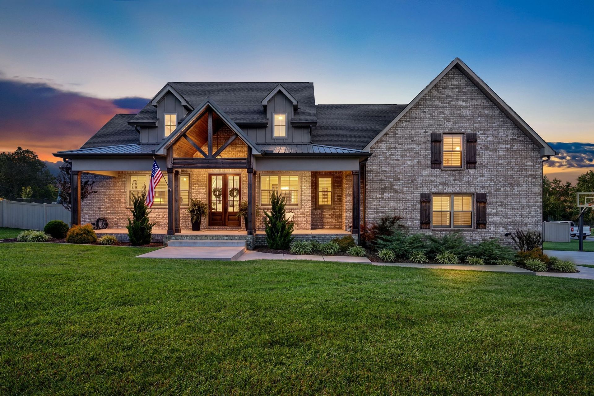 5017 Oxford Ln, Greenbrier, TN 37073 Main Photo