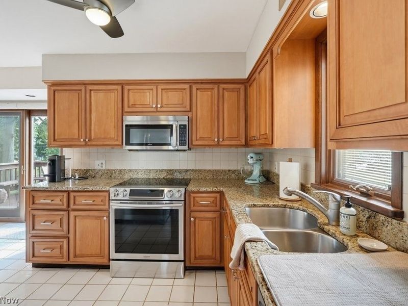 4963 Millwood Drive , Broadview Heights, OH 44147 Photo 11