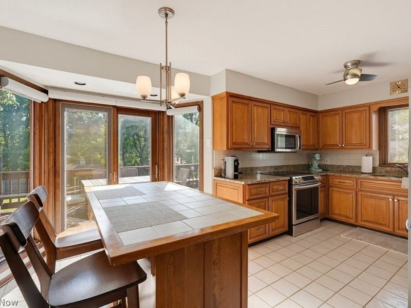 4963 Millwood Drive , Broadview Heights, OH 44147 Photo 13
