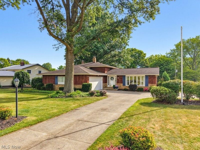 4963 Millwood Drive , Broadview Heights, OH 44147 Photo 2