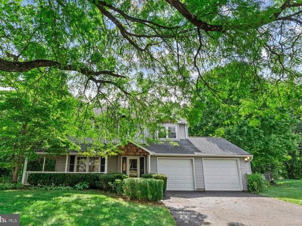 14 GREENWAY CIRCLE , FAIRLESS HILLS, PA 19030