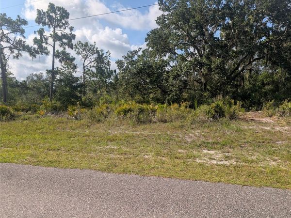 809 POINCIANA DRIVE , INDIAN LAKE ESTATES, FL 33855
