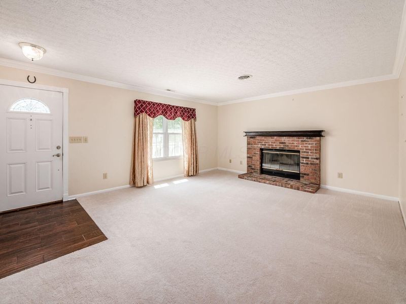 6368 Chelsea Glen Drive, Canal Winchester, OH 43110 Photo 3