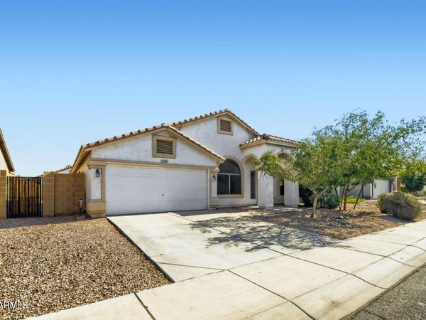 534 E IRONWOOD Drive, Chandler, AZ 85225