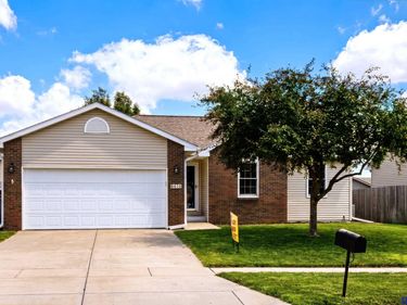 6410 Cornflower Drive, Lincoln, NE 68504