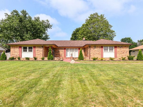 3426 S Leonard Road, New Palestine, IN 46163