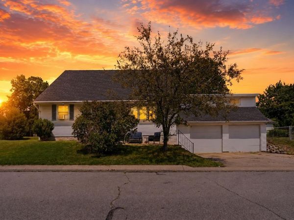 2906 Hobson Road, Fort Wayne, IN 46805