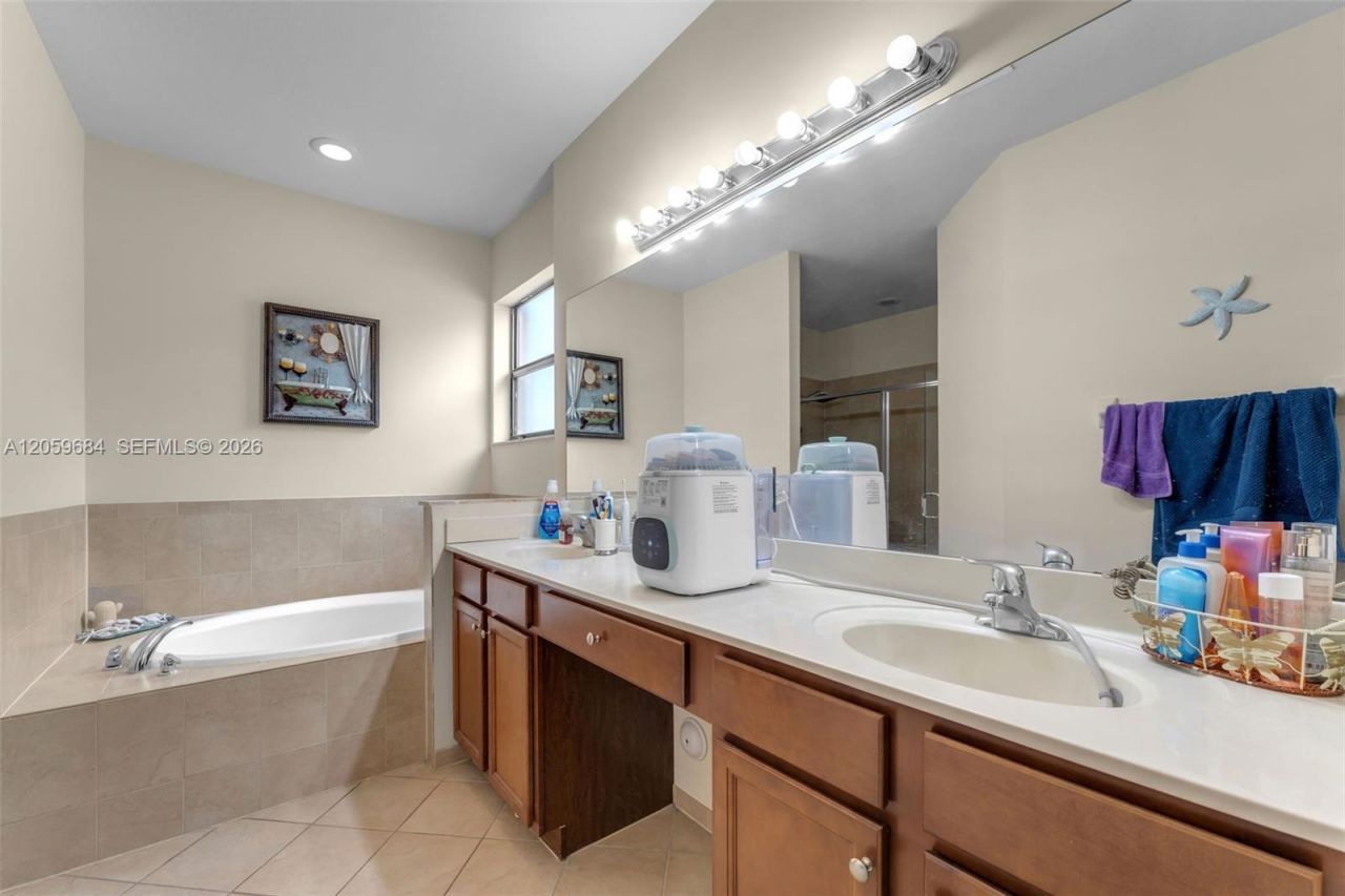 462 SE 33rd Ter, Homestead, FL 33033 Photo