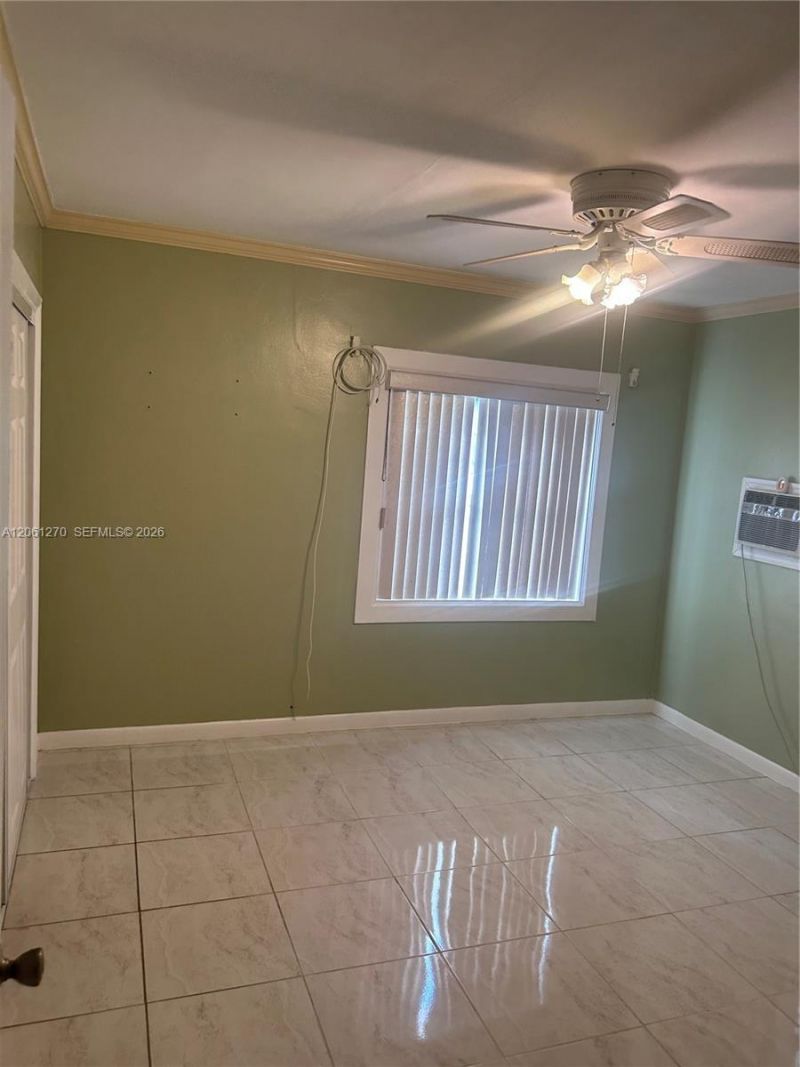 11108 Peachtree Dr , Miami, FL 33161 Photo