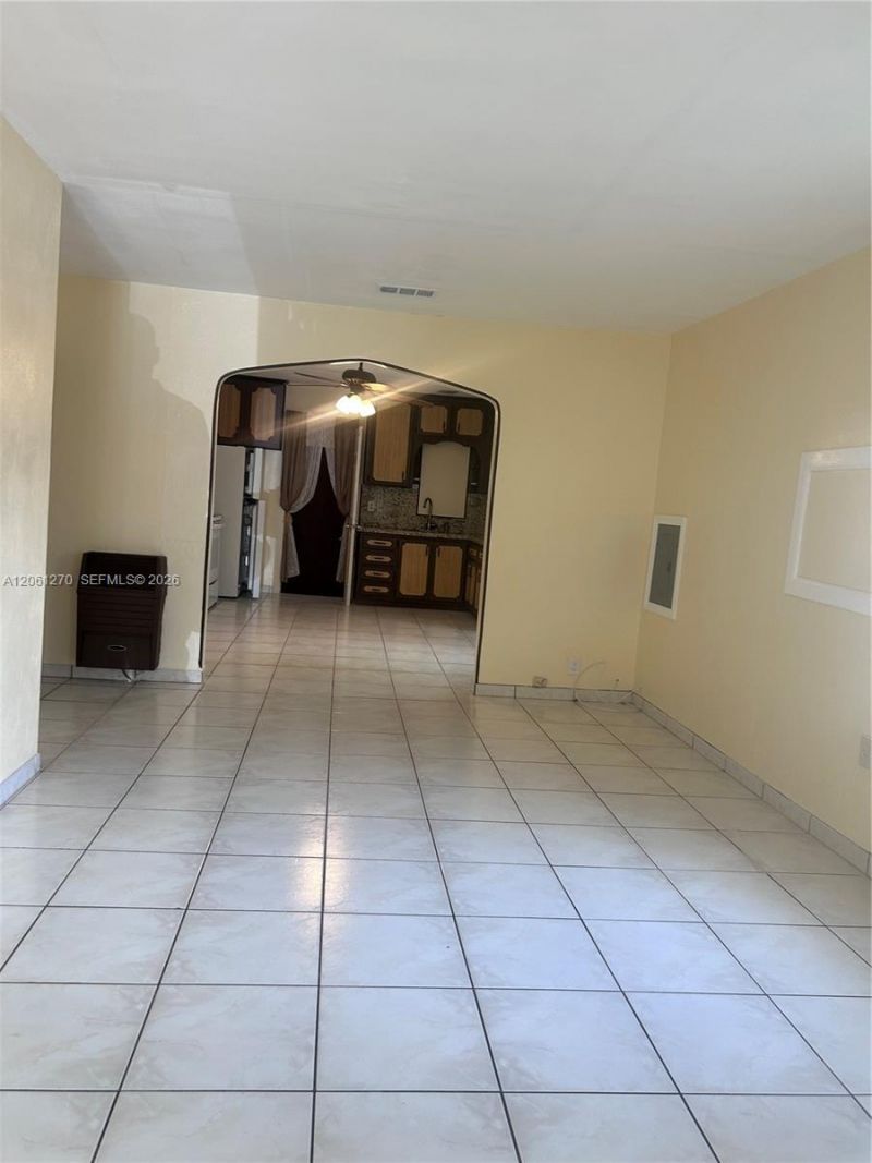 11108 Peachtree Dr , Miami, FL 33161 Photo