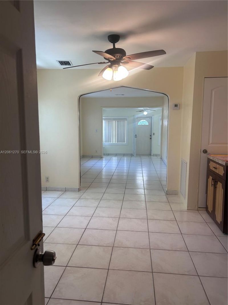 11108 Peachtree Dr , Miami, FL 33161 Photo