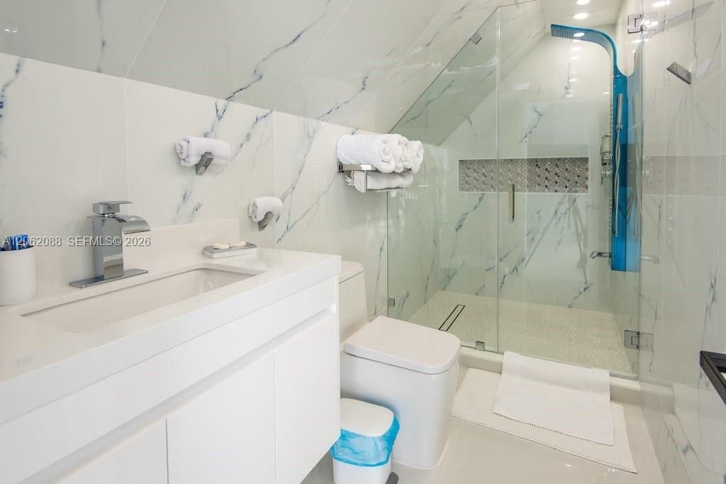 850 E 105th Street Ocean E, Marathon, FL 33050 Photo