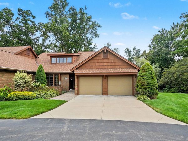 308 Glengarry Court, Holland, MI 49423