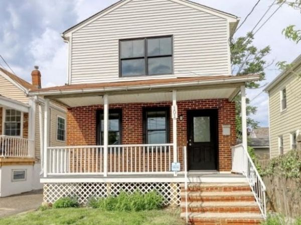 101 Carlton Ave, East Rutherford, NJ 07073