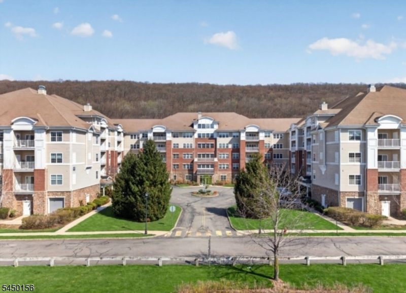 5213 Warrens Way, Wanaque, NJ 07465 Main Photo