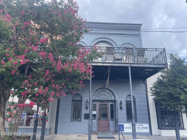 207 S Railroad Avenue, Brookhaven, MS 39601