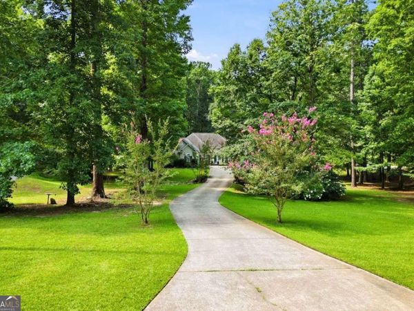 142 Laurel Creek Court, Carrollton, GA 30117