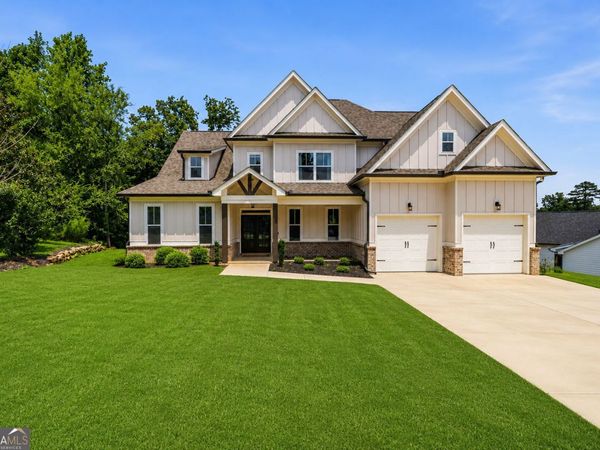 6 Brownwood Drive SE, Cartersville, GA 30120