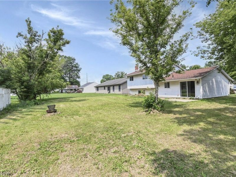 618 State Street , Elyria, OH 44035 Photo 38