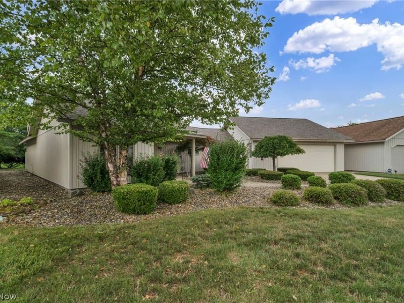 32668 Deerspring Court, North Ridgeville, OH 44039 Photo 5