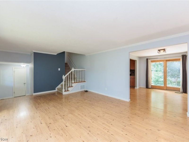 6182 Stafford Drive, North Olmsted, OH 44070 Photo 13