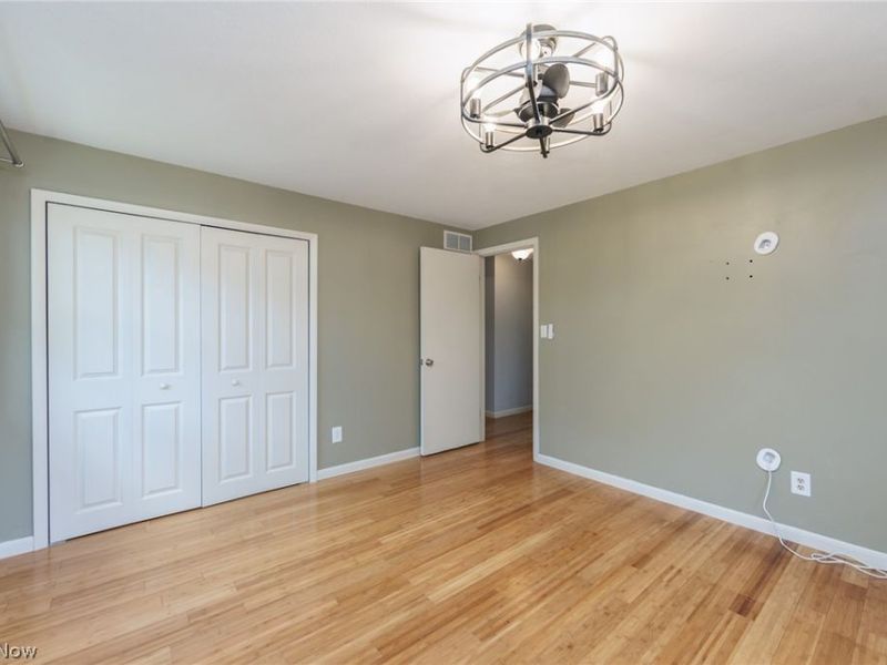6182 Stafford Drive, North Olmsted, OH 44070 Photo 16