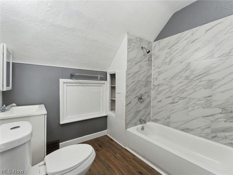 4002 Ardmore Avenue , Cleveland, OH 44109 Photo 21