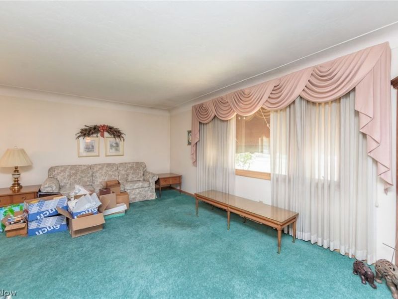 9933 Vista Drive, North Royalton, OH 44133 Photo 7